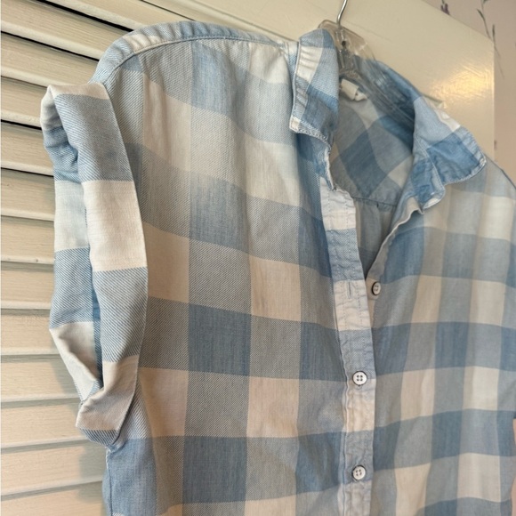 Beachlunchlounge Short Sleeve Blue and White Checkered Button Down in Size XS - Picture 2 of 6